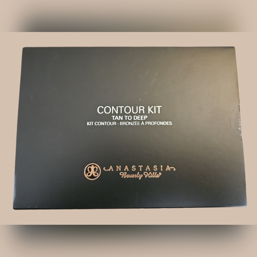 New! Anastasia Beverly Hills Contour Kit - Tan to Deep